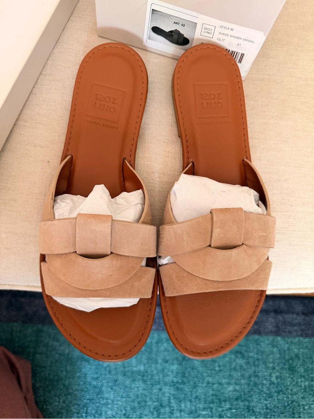 Vero Cuoio Suede Bow Slide Sandals in Tan